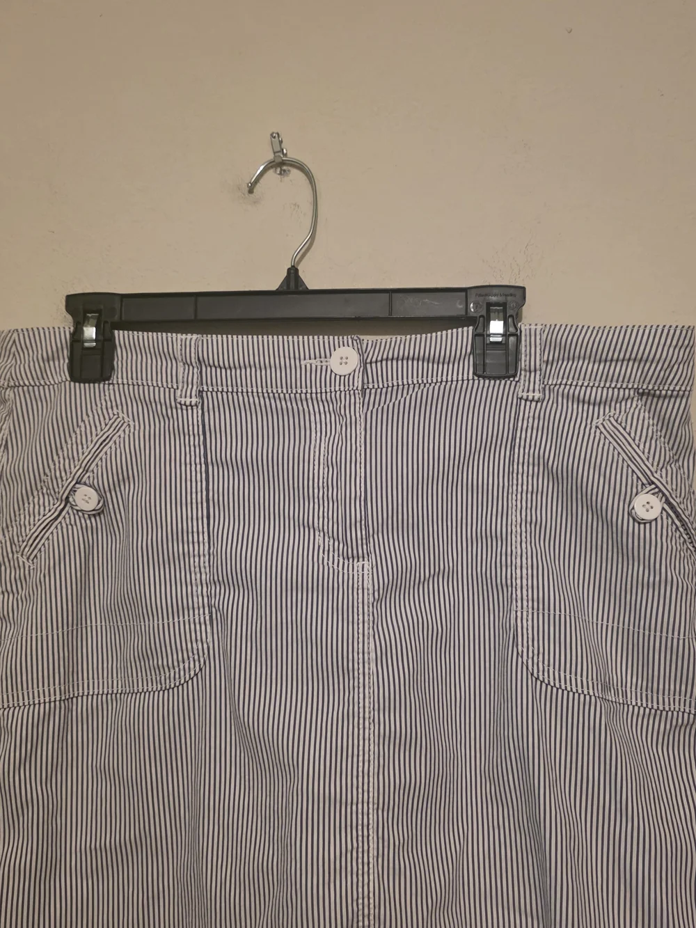 Karen Scott Navy and White Pinstripe Mini Skort Size 8 Flawed